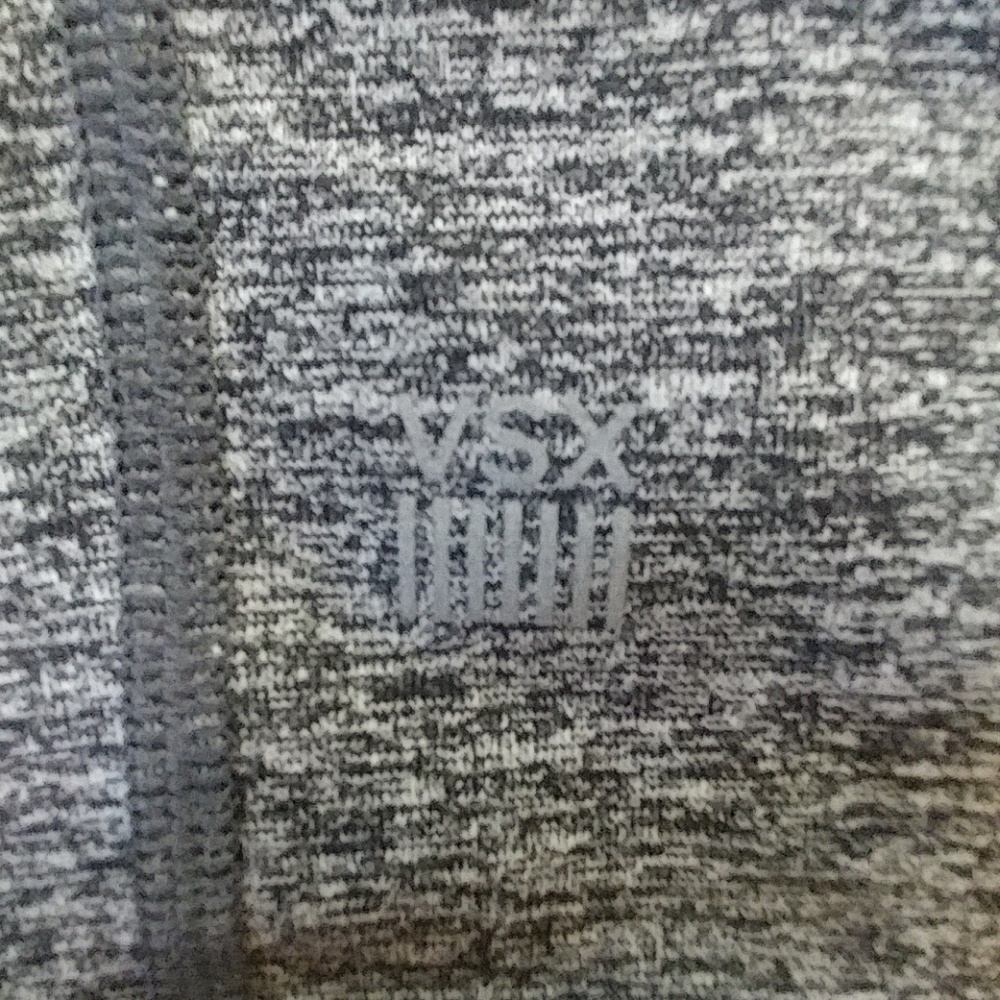 Victoria's Secret Knockout Cropped Leggings - Picture 7 of 7
